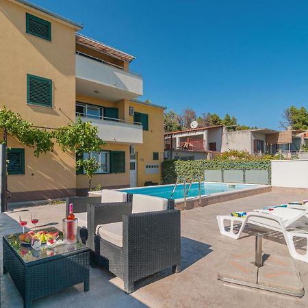 Cozy Apartment In Solin With Kitchen מראה חיצוני תמונה